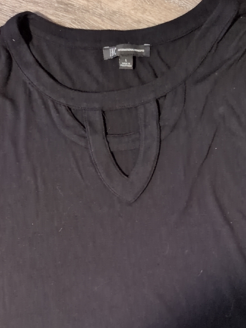 INC International Concepts Black Short Sleeve Keyhole Crewneck Tee